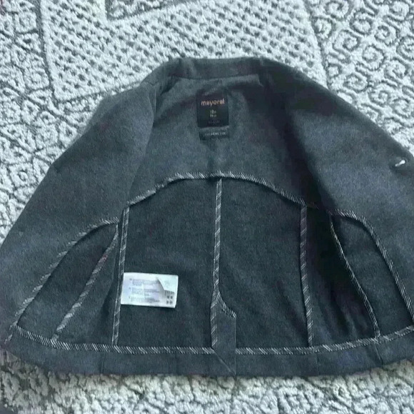Mayoral 18m boys blazer size 86cm or 18m - Picture 5 of 5